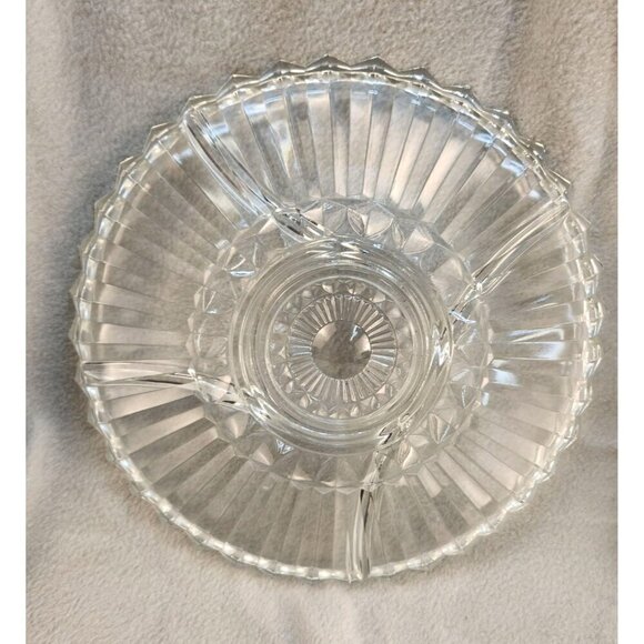 Clear Glass Divided Serving Platter With Scalloped Edges & Center Dip Bowl 12 I - Picture 5 of 10